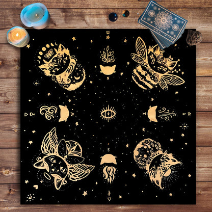 Nappe décorative Tarot, jeu de société, mandala, phases de la lune, motif floral et papillon.