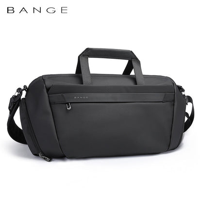 Sports and yoga bag with wet/dry compartment