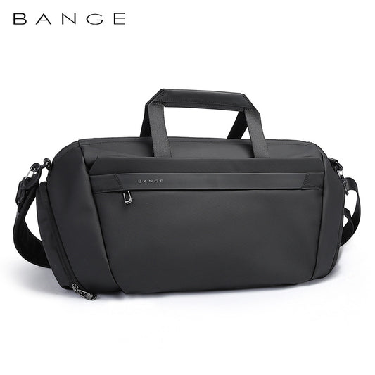 Sports and yoga bag with wet/dry compartment