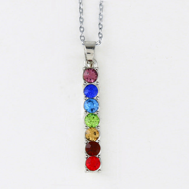 Collier pendentif cristal 7 chakras pour la méditation