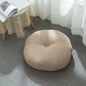 Futon épais pour salon, chambre et méditation, style nordique, avec baie vitrée.
