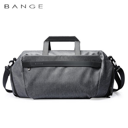 Sports and yoga bag with wet/dry compartment