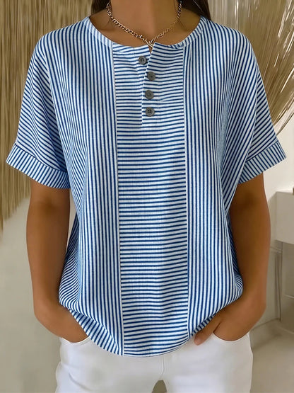 Short-sleeved striped T-shirt