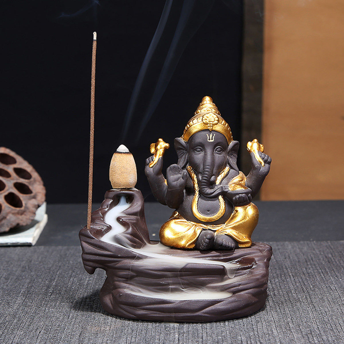 Brûleur d'encens à reflux Ganesha pour la méditation