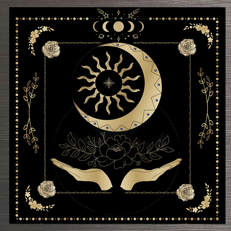 Nappe décorative Tarot, jeu de société, mandala, phases de la lune, motif floral et papillon.