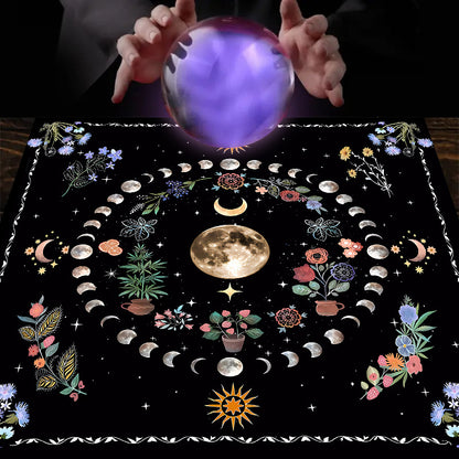 Nappe décorative Tarot, jeu de société, mandala, phases de la lune, motif floral et papillon.