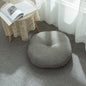Futon épais pour salon, chambre et méditation, style nordique, avec baie vitrée.